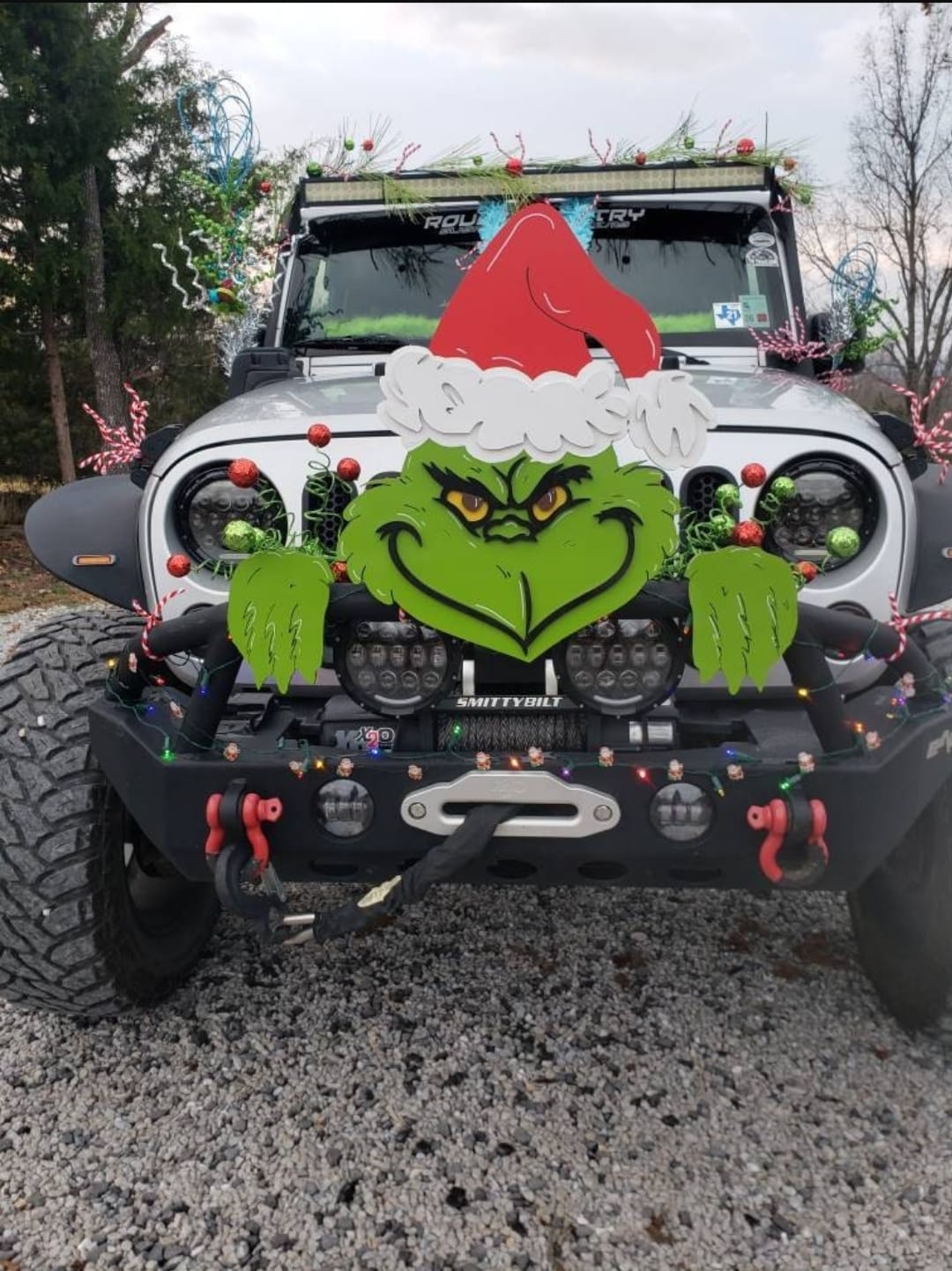 Christmas grinch Wood fence / bush decor